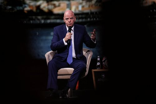 2025-05-13T130426Z_1589040477_RC21HEA8W4PW_RTRMADP_3_USA-TRUMP-GULF-INVESTMENT