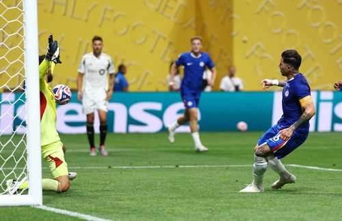 2025-06-16T204533Z_722599613_UP1EL6G1LNW3O_RTRMADP_3_SOCCER-CLUB-CHE-LAFC