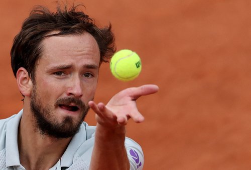 2025-05-27T101234Z_997125234_UP1EL5R0SCWSW_RTRMADP_3_TENNIS-FRENCHOPEN