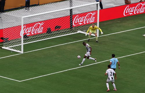 2025-06-26T192824Z_698910259_UP1EL6Q1I3A4S_RTRMADP_3_SOCCER-CLUB-JUV-MCI