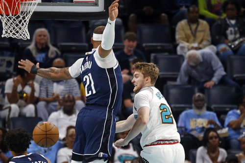 2025-04-13T210009Z_467614139_MT1USATODAY25921485_RTRMADP_3_NBA-DALLAS-MAVERICKS-AT-MEMPHIS-GRIZZLIES