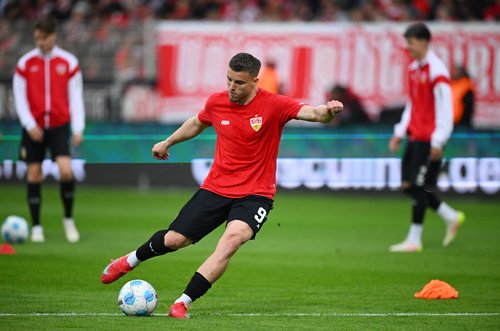 2025-04-19T162022Z_1978116018_UP1EL4J19DWS3_RTRMADP_3_SOCCER-GERMANY-FCU-VFB-REPORT