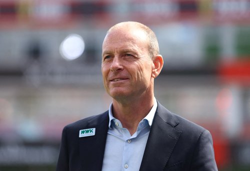 2025-04-26T132359Z_79320155_UP1EL4Q110TLC_RTRMADP_3_SOCCER-GERMANY-LEV-FCA-REPORT