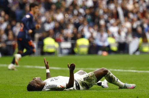 2025-05-04T135009Z_1187436712_UP1EL5412FJ2Z_RTRMADP_3_SOCCER-SPAIN-RMA-CEL-REPORT