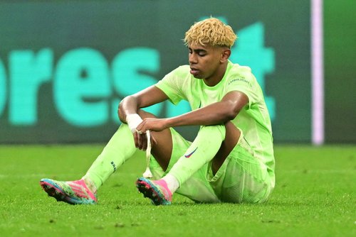 2025-05-06T214114Z_1044790964_UP1EL561O8PM5_RTRMADP_3_SOCCER-CHAMPIONS-INT-BAR-REPORT