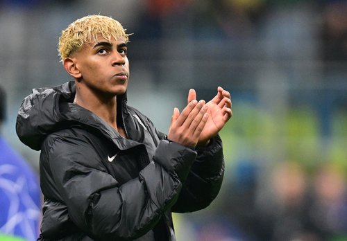 2025-05-06T215119Z_1948755483_UP1EL561OPHMQ_RTRMADP_3_SOCCER-CHAMPIONS-INT-BAR-REPORT