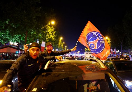 2025-05-07T225027Z_1309872364_UP1EL571RG0EN_RTRMADP_3_SOCCER-CHAMPIONS-PSG-ARS-REACTION