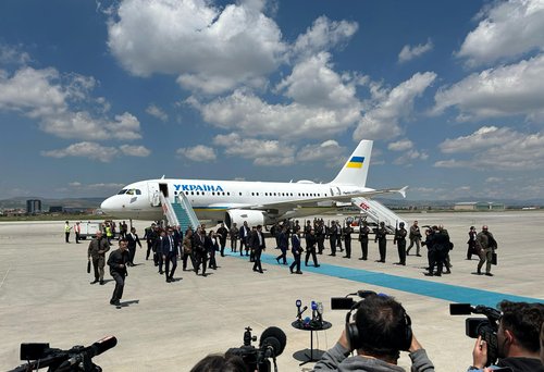 2025-05-15T094731Z_678403412_RC29IEAQ5TWK_RTRMADP_3_UKRAINE-CRISIS-TALKS