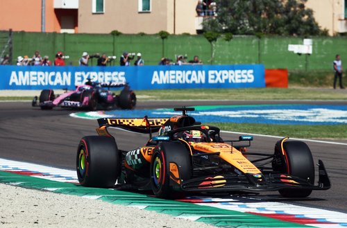 2025-05-17T143847Z_1684668739_UP1EL5H14OLLH_RTRMADP_3_MOTOR-F1-EMILIAROMAGNA