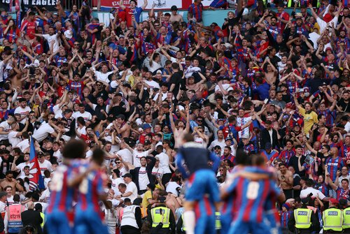 2025-05-17T173620Z_1021301217_UP1EL5H1CWI6V_RTRMADP_3_SOCCER-ENGLAND-CRY-MCI-REPORT