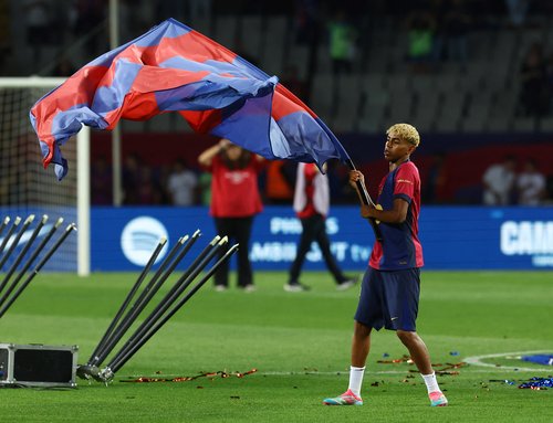 2025-05-18T195412Z_563216001_UP1EL5I1JAAJP_RTRMADP_3_SOCCER-SPAIN-BAR-VIL-REPORT