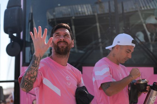 2025-05-18T215137Z_1291100142_MT1USATODAY26219674_RTRMADP_3_MLS-ORLANDO-CITY-AT-INTER-MIAMI-CF