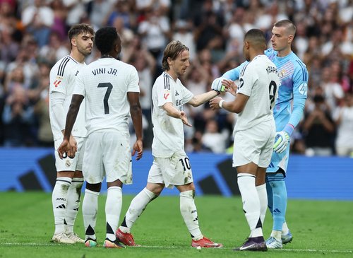 2025-05-24T161202Z_873770627_UP1EL5O1901JF_RTRMADP_3_SOCCER-SPAIN-RMA-RSO-REPORT