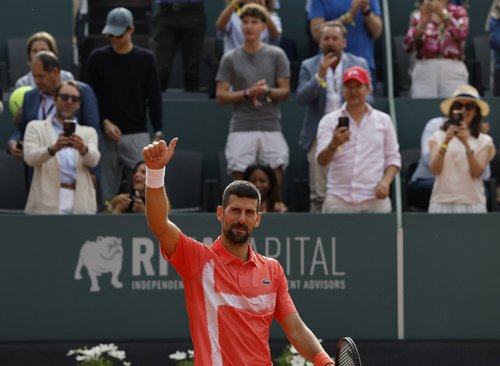 2025-05-24T162758Z_401327147_UP1EL5O19QLLX_RTRMADP_3_TENNIS-GENEVA