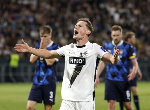 2025-05-26T202718Z_789913401_UP1EL5Q1KTHPK_RTRMADP_3_SOCCER-GERMANY-ELV-HDH-REPORT