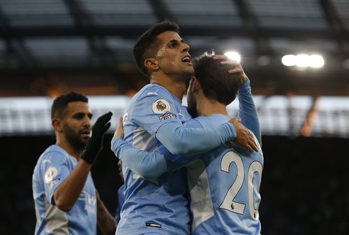 Premier League - Manchester City v Everton