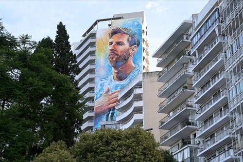 Massive mural dedicated to Lionel Messi in Rosario