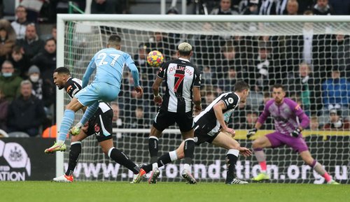 Premier League - Newcastle United v Manchester City