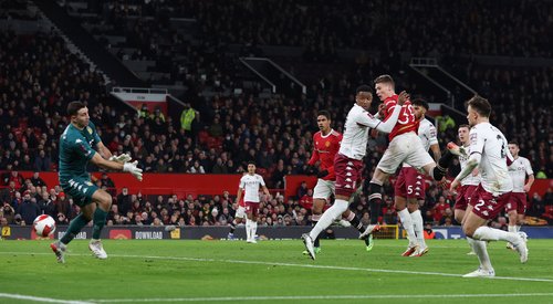 FA Cup Third Round - Manchester United v Aston Villa