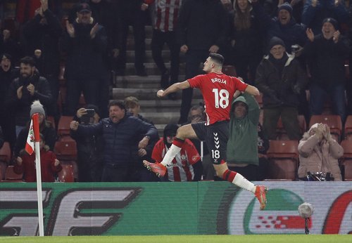 Premier League - Southampton v Brentford