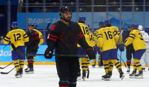 Ice Hockey - Men's Play-offs Quarterfinals - Sweden v Canada