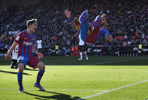 LaLiga - Valencia v FC Barcelona