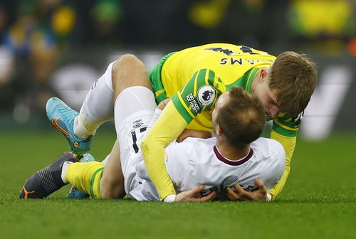 Premier League - Norwich City v Brentford