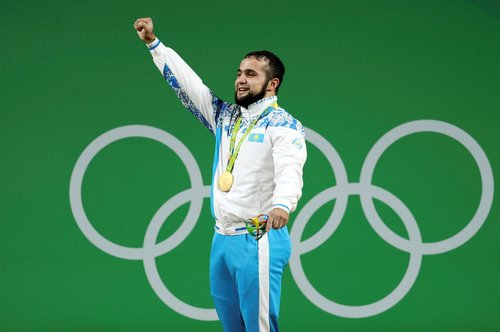 FILE PHOTO: Weightlifting - Men's 77kg Victory Ceremony