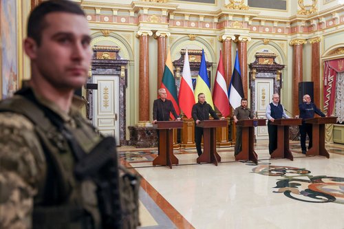 Ukraine's Zelenskiy, Poland's Duda, Lithuania's Nauseda, Latvia's Levits and Estonia's Karis meet in Kyiv