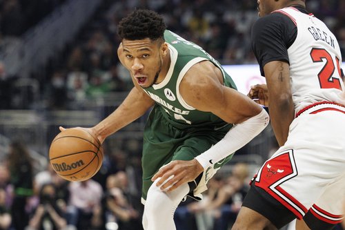 NBA: Chicago Bulls at Milwaukee Bucks