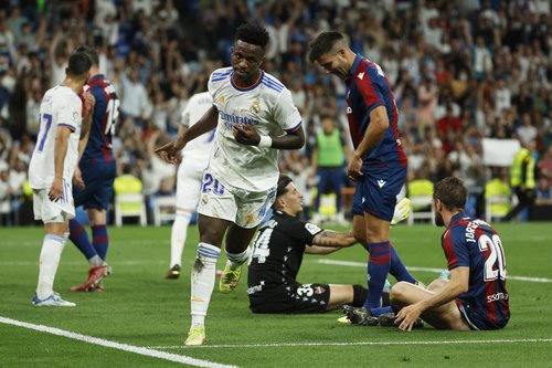 LaLiga - Real Madrid v Levante