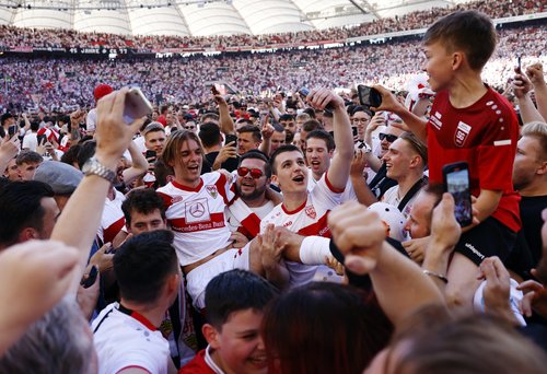 Bundesliga - VfB Stuttgart v FC Cologne