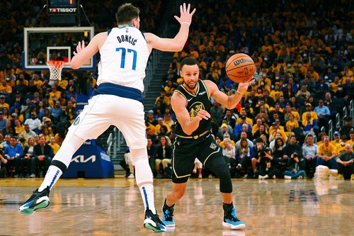 NBA: Playoffs-Dallas Mavericks at Golden State Warriors