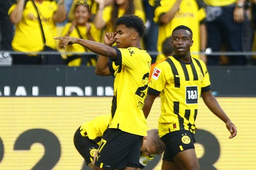 Bundesliga - Borussia Dortmund v Bayer Leverkusen