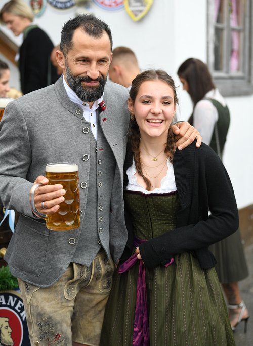 Bayern Munich players attend Oktoberfest