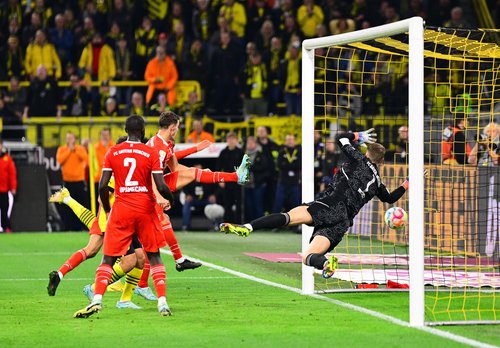 Bundesliga - Borussia Dortmund v Bayern Munich