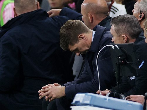 1666297402-2022-10-20T201917Z_1762183081_UP1EIAK1KG3E4_RTRMADP_3_SOCCER-ENGLAND-FUL-AVA-REPORT.JPG