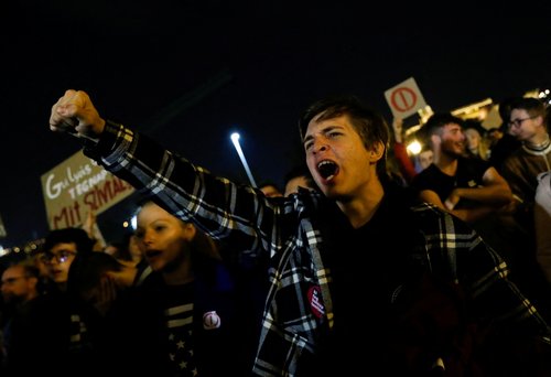 Protest in support of teachers fighting for higher wages, in Budapest