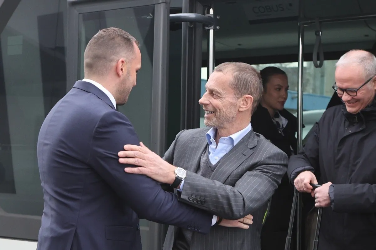 Predsjednik UEFA-e Aleksander Čeferin stigao u BiH: Gledat će duel Zmajeva protiv Italije (FOTO)
