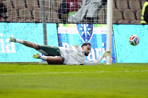 Soccer Football - FIFA World Cup - UEFA Qualifiers - Finals - Bosnia and Herzegovina v Italy - Bilino Polje Stadium, Zenica, Bosnia and Herzegovina - March 31, 2026 Italy's Gianluigi Donnarumma during the warm up before the match REUTERS/Matteo Ciambelli