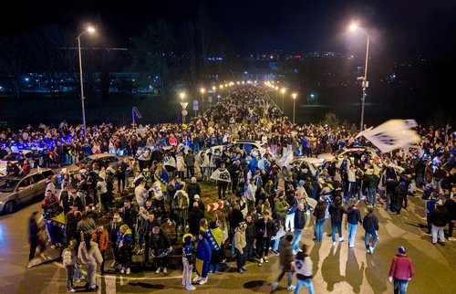 Soccer Football - FIFA World Cup - UEFA Qualifiers - Finals - Bosnia and Herzegovina v Italy - Zenica, Bosnia and Herzegovina - April 1, 2026 A drone view of Bosnia and Herzegovina fans celebrating qualifying for the FIFA World Cup outside the stadium aft