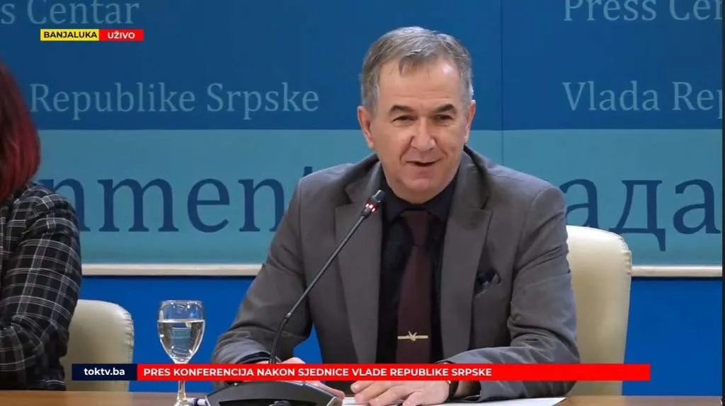 Građani u RS od polovine naredne sedmice neće plaćati akcize na gorivo