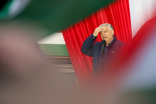 Hungarian Prime Minister Viktor Orban speaks during an election campaign rally in Szekesfehervar, Hungary, April 10, 2026. REUTERS/Leonhard Foeger TPX IMAGES OF THE DAY