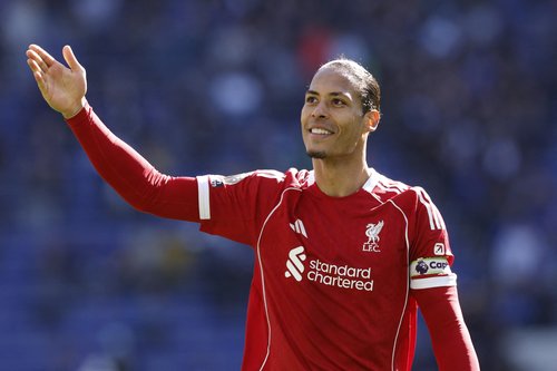 Soccer Football - Premier League - Everton v Liverpool - Hill Dickinson Stadium, Liverpool, Britain - April 19, 2026 Liverpool's Virgil van Dijk celebrates after the match Action Images via Reuters/Jason Cairnduff EDITORIAL USE ONLY. NO USE WITH UNAUTHORI