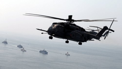 FILE PHOTO: A U.S. Navy MH-53E Sea Dragon helicopter