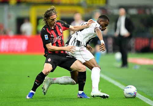 Soccer Football - Serie A - AC Milan v Juventus - San Siro, Milan, Italy - April