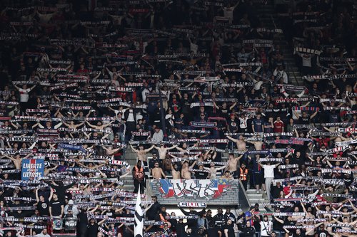 2026-04-22T175225Z_1684770422_UP1EM4M1DNBGH_RTRMADP_3_SOCCER-FRANCE-PSG-NAN