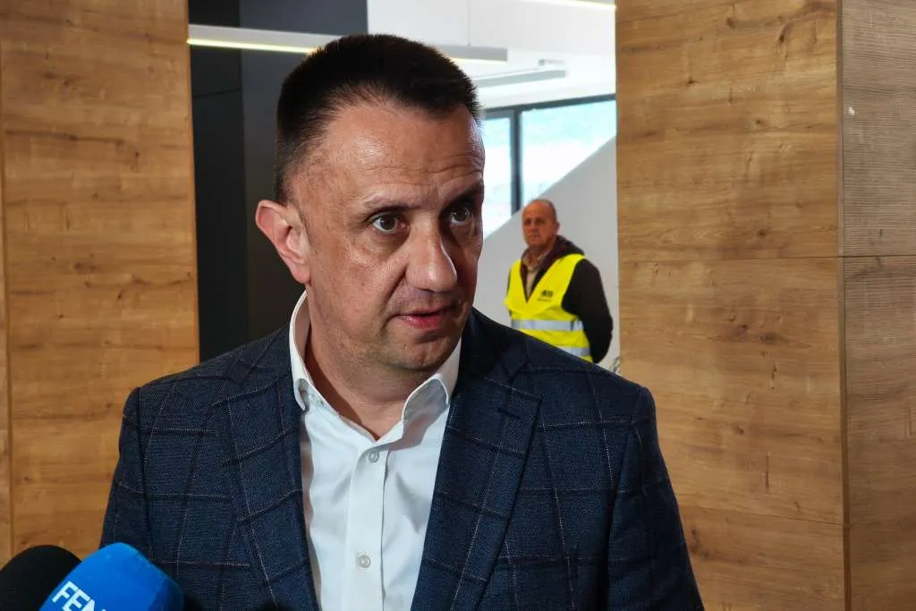 Lakić: Hitna procedura zakona predložena s ciljem 