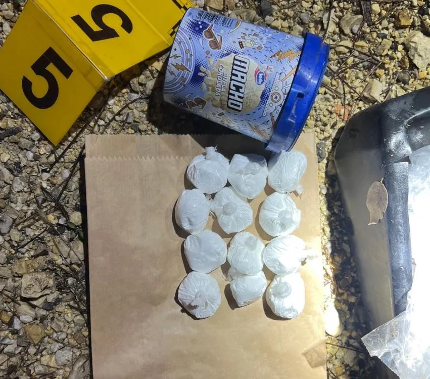 Policija u Konjicu zaplijenila veću količinu droge, skrivali je u slatkišima