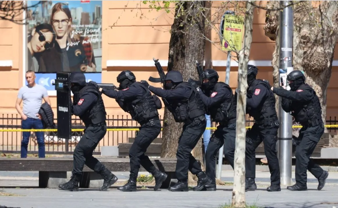Despot i Vihor na Trgu Krajine: Pripadnici Žandarmerije MUP-a RS pokazali opremu i vještine FOTO/VIDEO